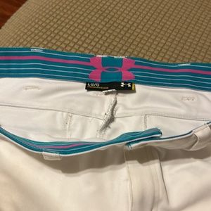 Women’s Under Armour softball pants
